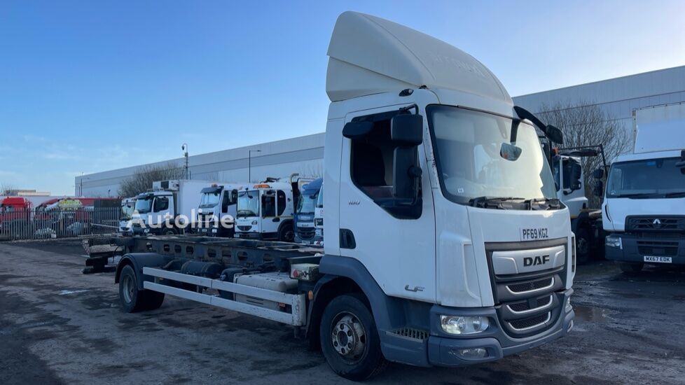 DAF LF 180 EURO 6 7.5 TONNE chassis truck