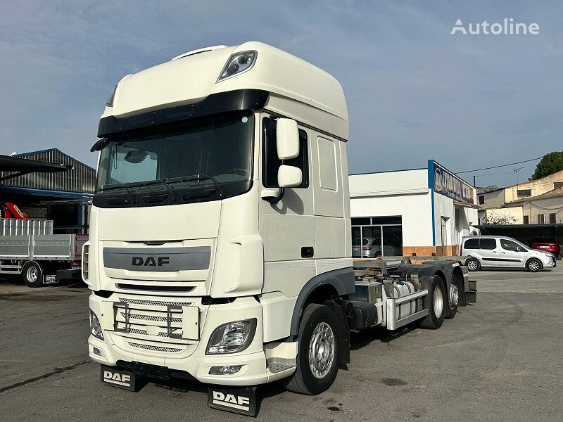 DAF XF 106.460  camión chasis