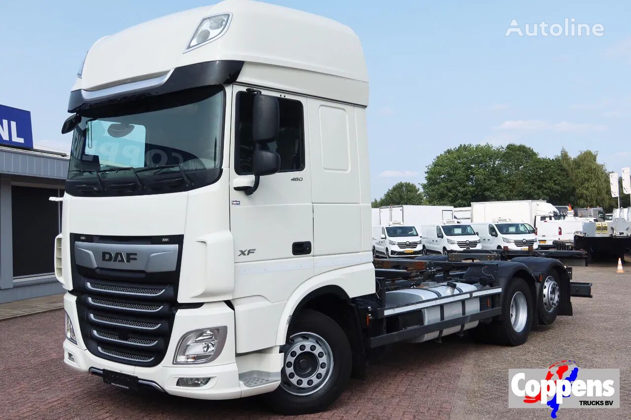 грузовик шасси DAF XF 106.480 BDF Super Space CAb 6X2 FAN