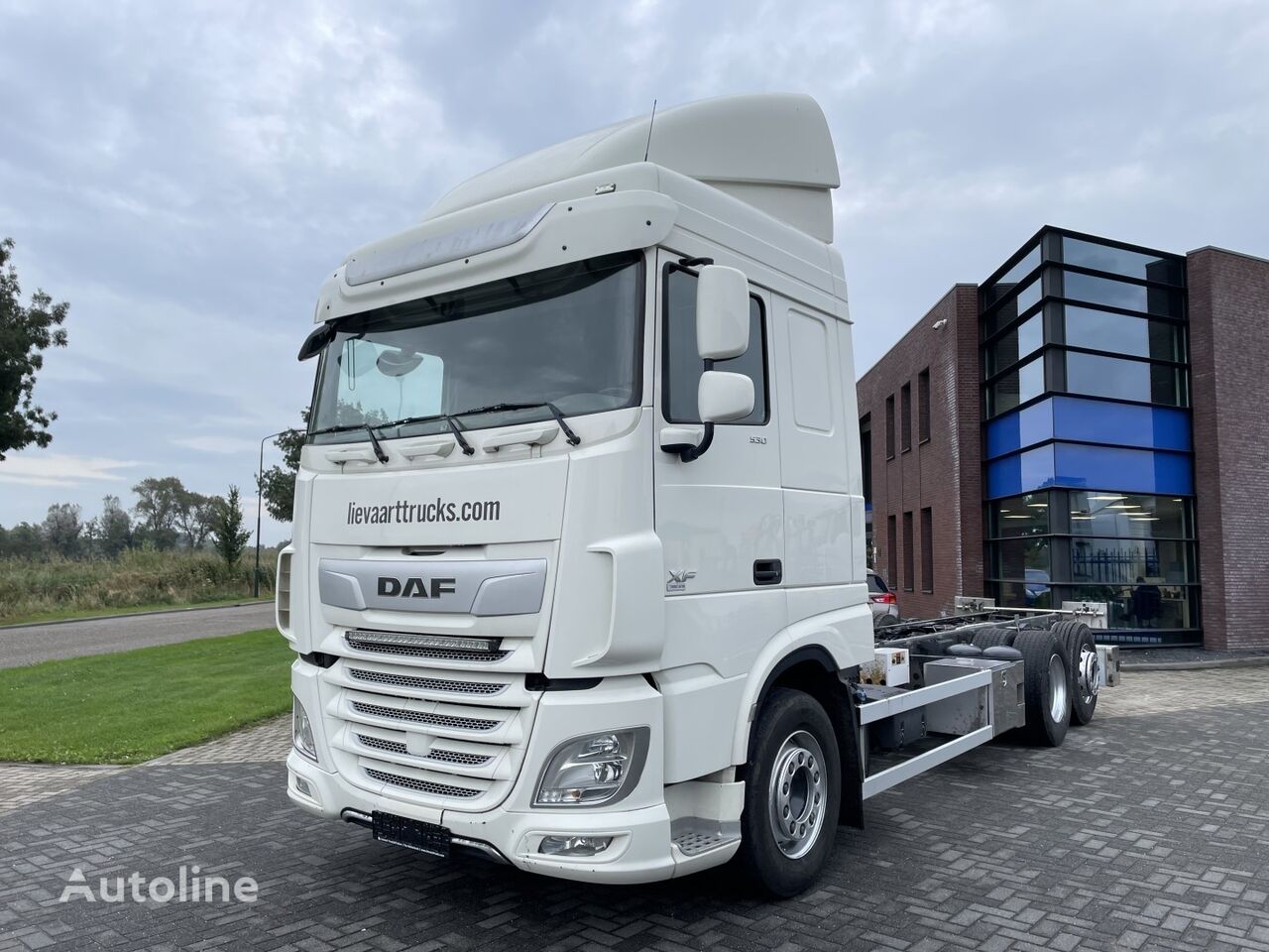 DAF XF530 chassis vrachtwagen