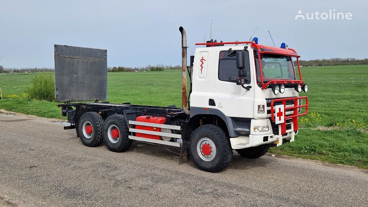 nákladné auto podvozok GINAF M 3232 S 6x6 20ft with lift, manuel