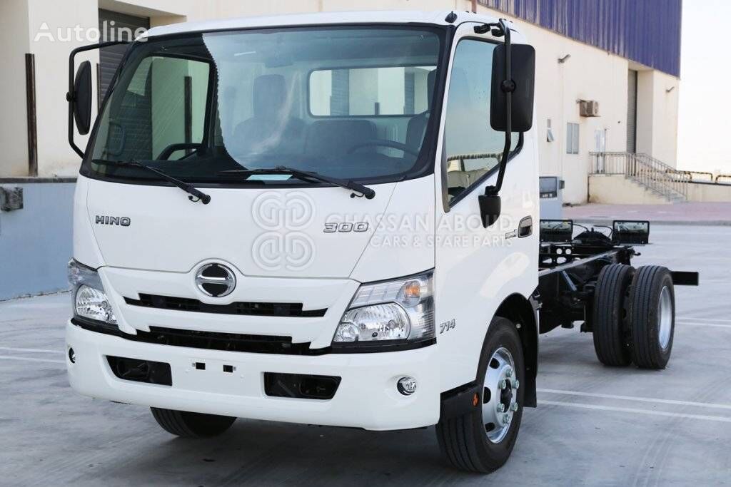 Hino 714  camión chasis nuevo