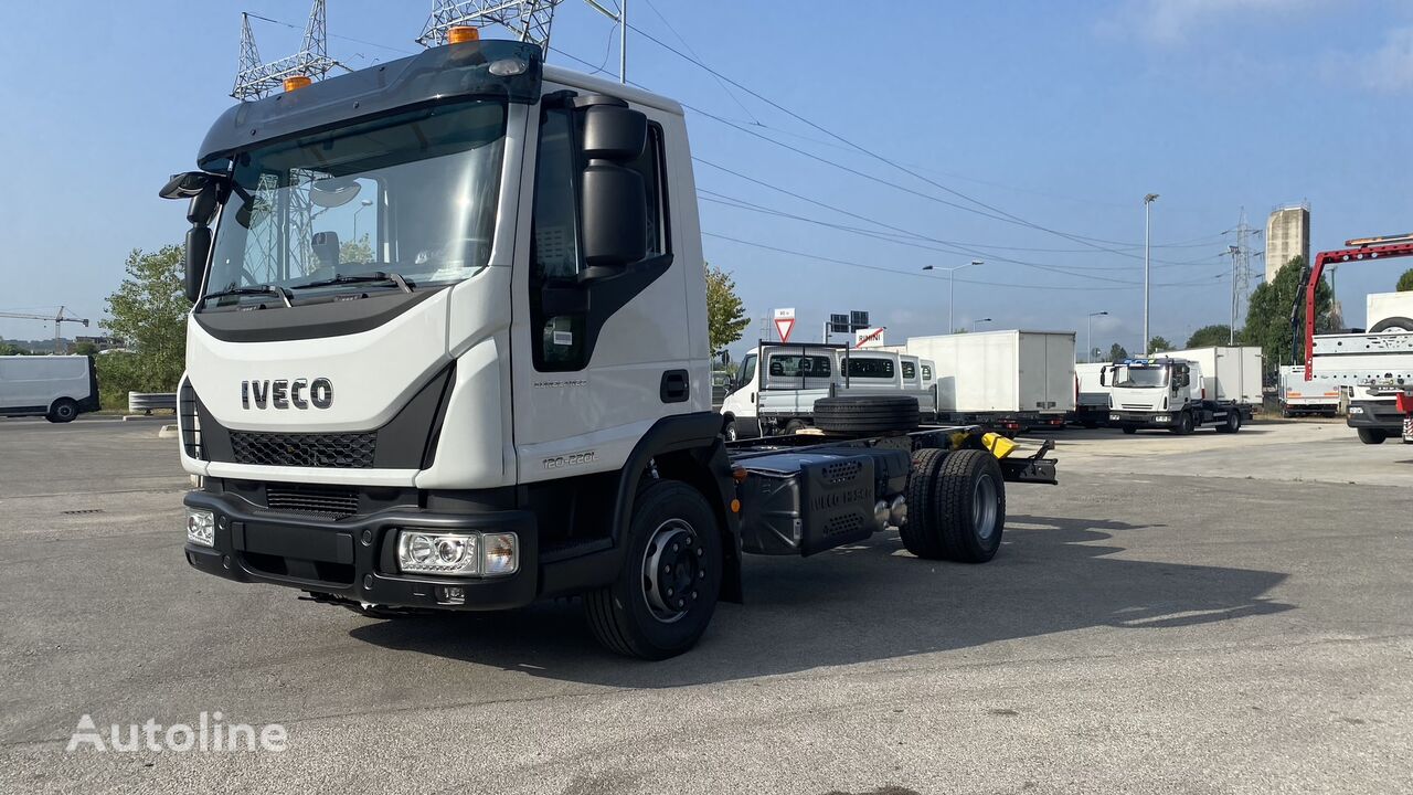 новый грузовик шасси IVECO EUROCARGO 120 22 L