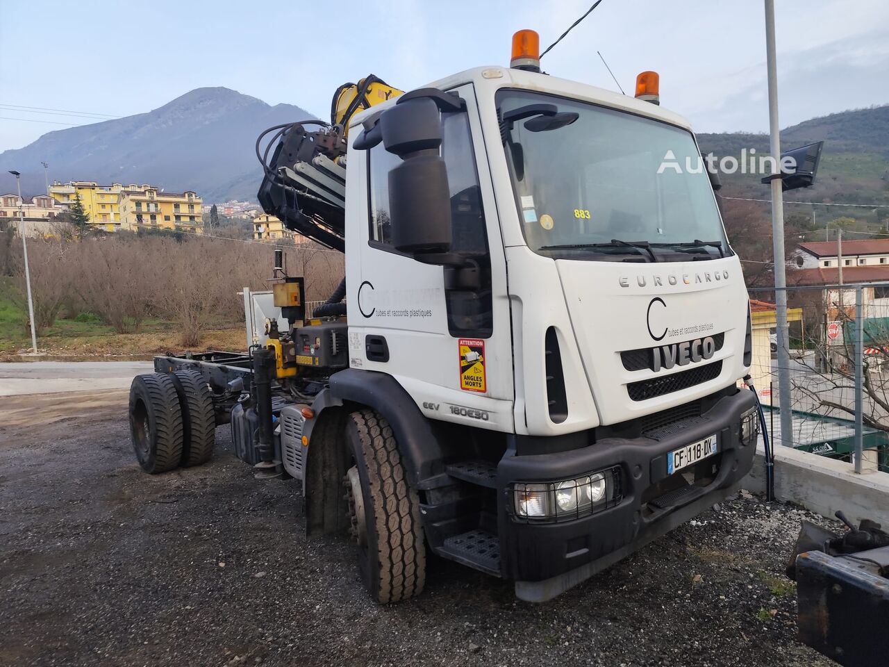 섀시 트럭 IVECO EuroCargo 180E30K