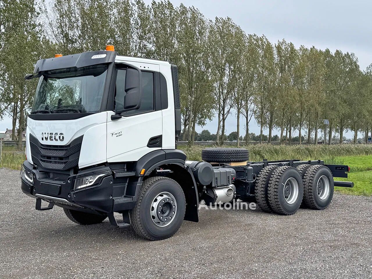 جديد شاسيه شاحنة IVECO T-Way AD380T43-3800 AT Chassis Cabin (17 units) - Autoline