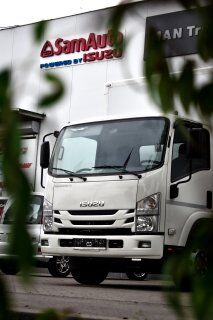 новый грузовик шасси Isuzu NPR 75L-K