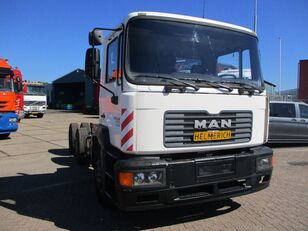 MAN 25 25.280 6 CILINDER EURO 3 MANUAL 6X2 CHASSIS 117.621 KM Fahrgestell LKW