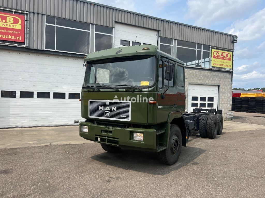 MAN 33.502 6x4 chassis truck