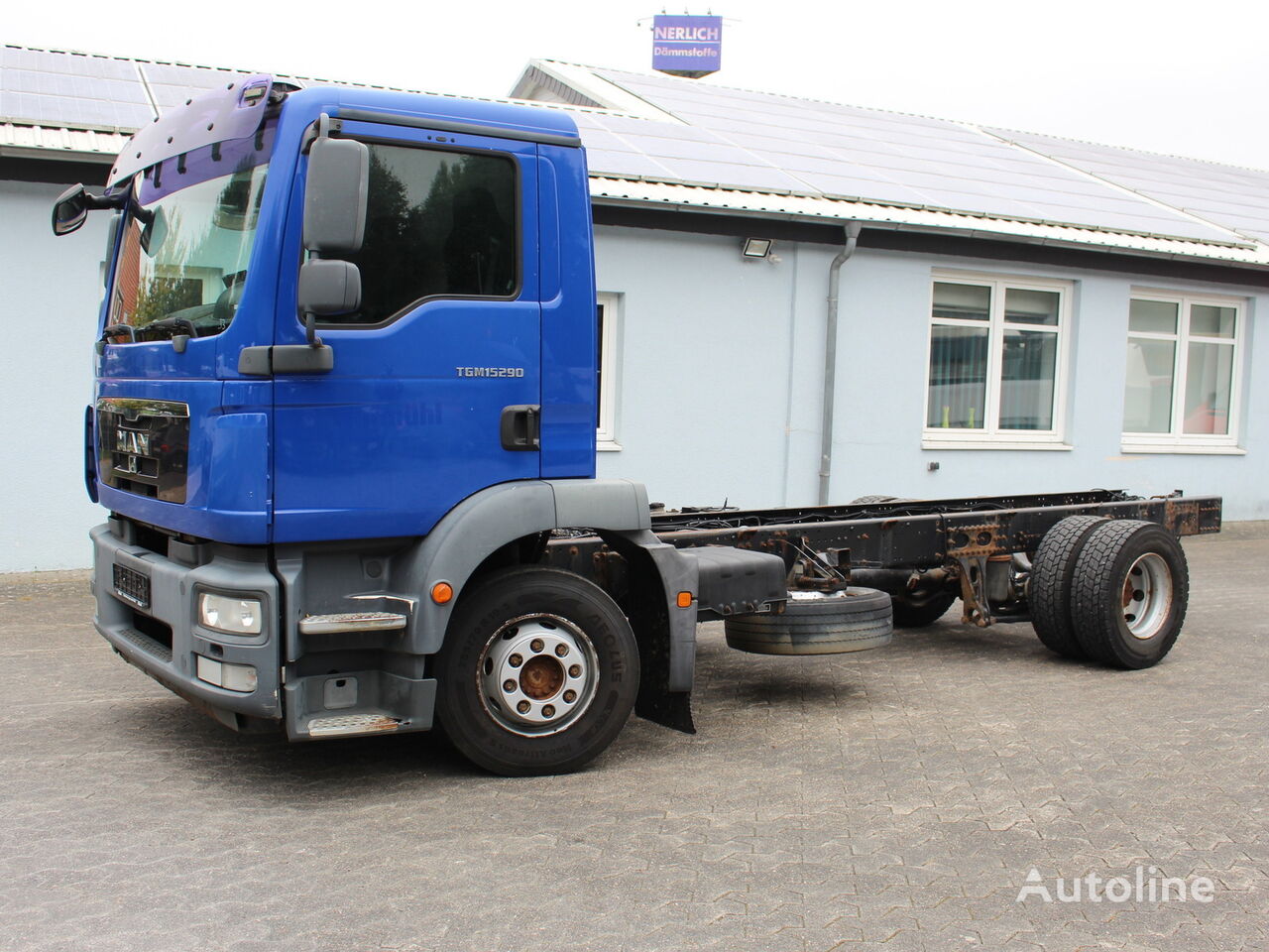 MAN TGM 15.290 LL  chassis truck