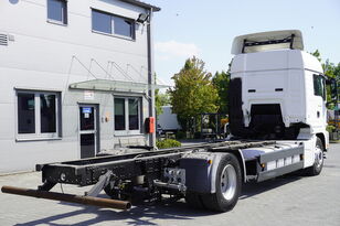 MAN TGS 18.470 / chassis 745 cm / sleeper cab chassis truck