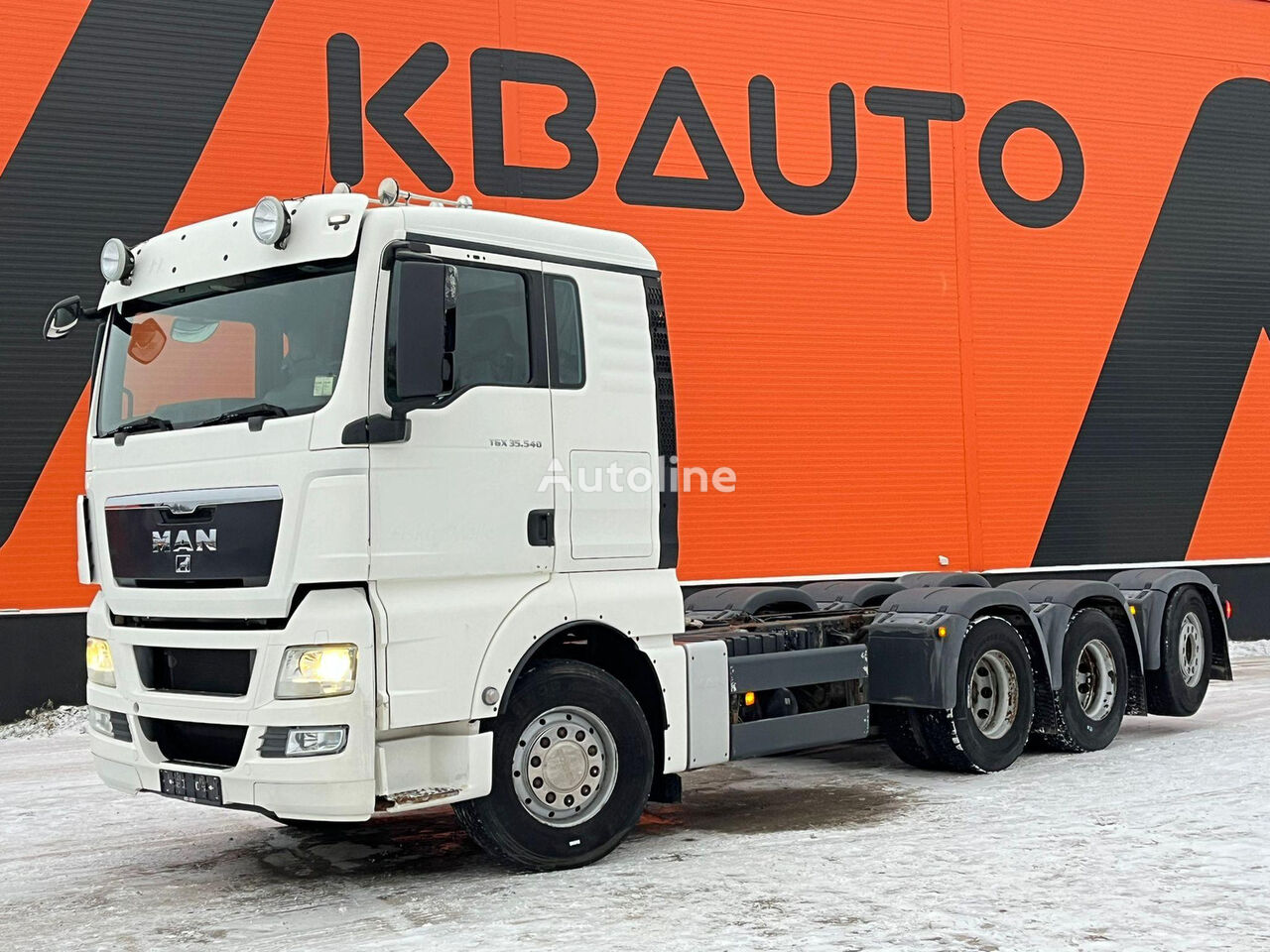 грузовик шасси MAN TGX 35.540 8x4*4 9 TON FRONT AXLE / HYDRAULICS / PTO / INTARDER