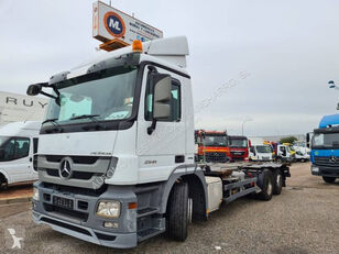 ciężarówka podwozie Mercedes-Benz 2536 L