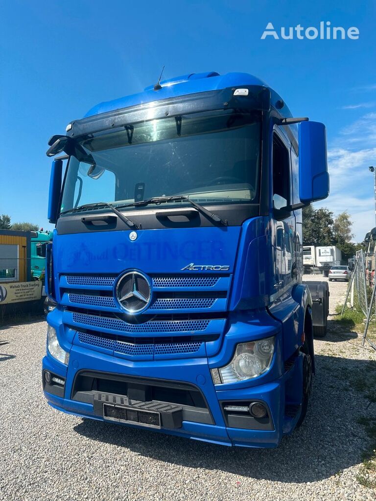 Mercedes-Benz 2543 6x2 chassis vrachtwagen