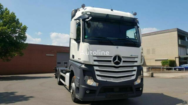 camion telaio Mercedes-Benz 2545