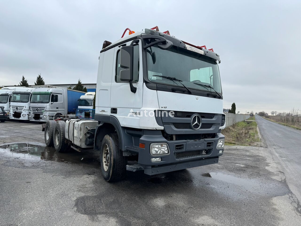 Mercedes-Benz 3355 chassis truck