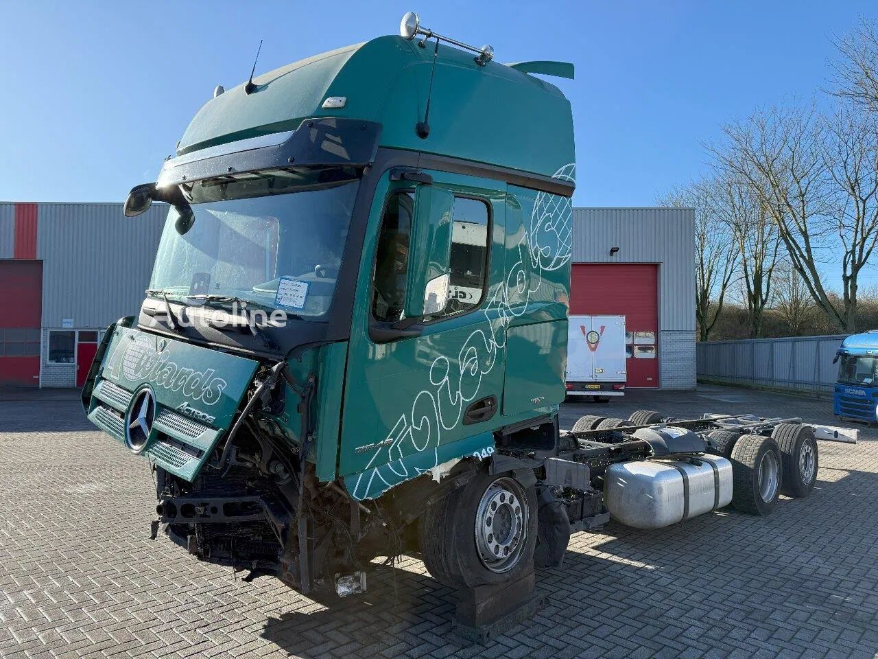 camion châssis Mercedes-Benz ACTROS 2548 / RETARDER / GERMAN TRUCK / ONLY 461779 KM / DOUBLE endommagé