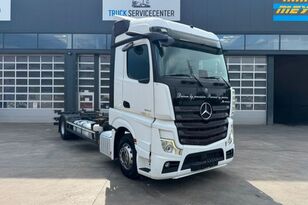 грузовик шасси Mercedes-Benz Actros 1843