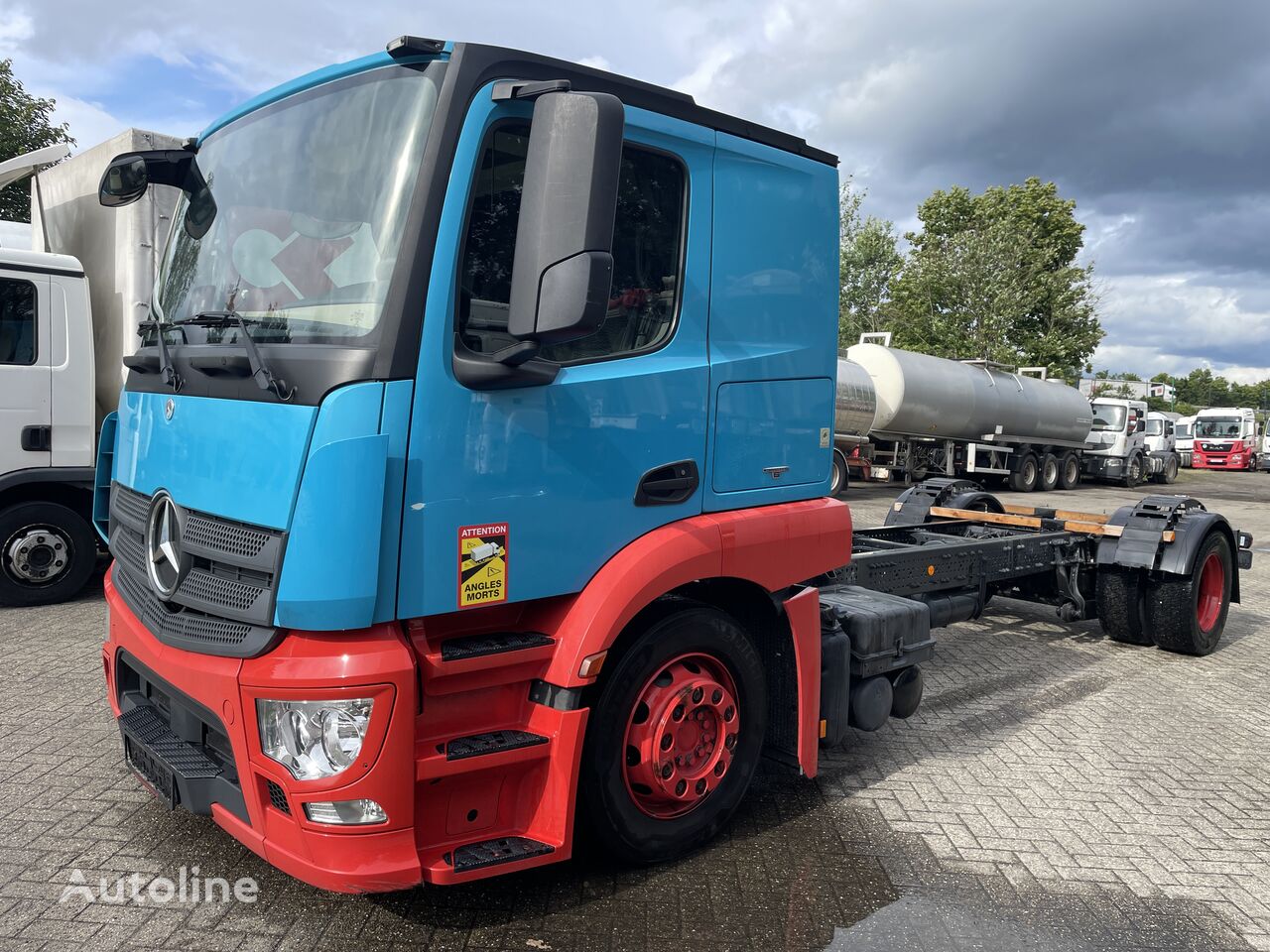 tovornjak šasija Mercedes-Benz Actros 1843 Euro 6