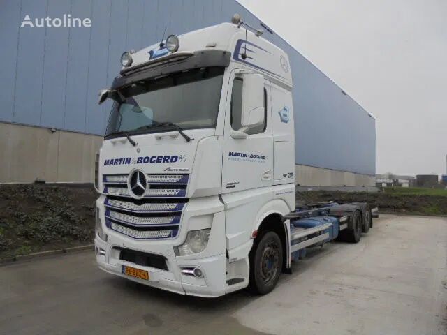 Mercedes-Benz Actros 2542 6X2 lastbil chassis