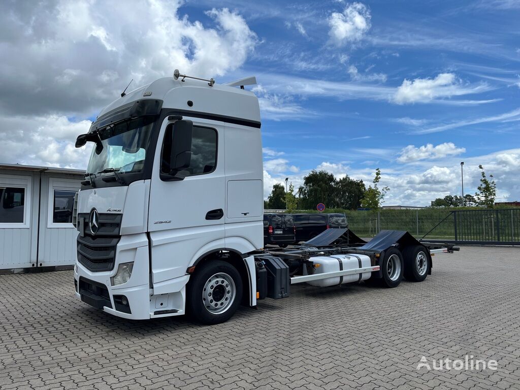 nákladní vozidlo podvozek Mercedes-Benz Actros 2542 BDF Multi 7.82