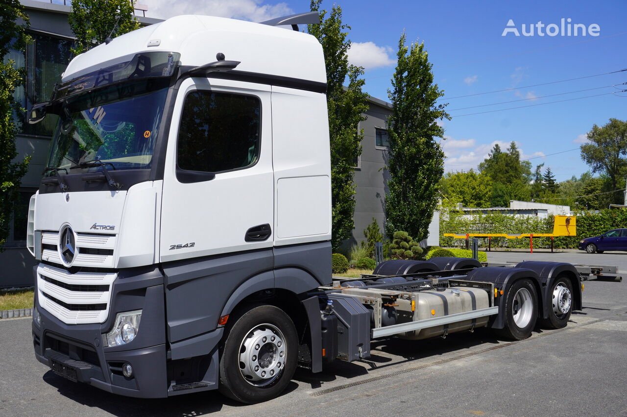 грузовик шасси Mercedes-Benz Actros 2542 MP5