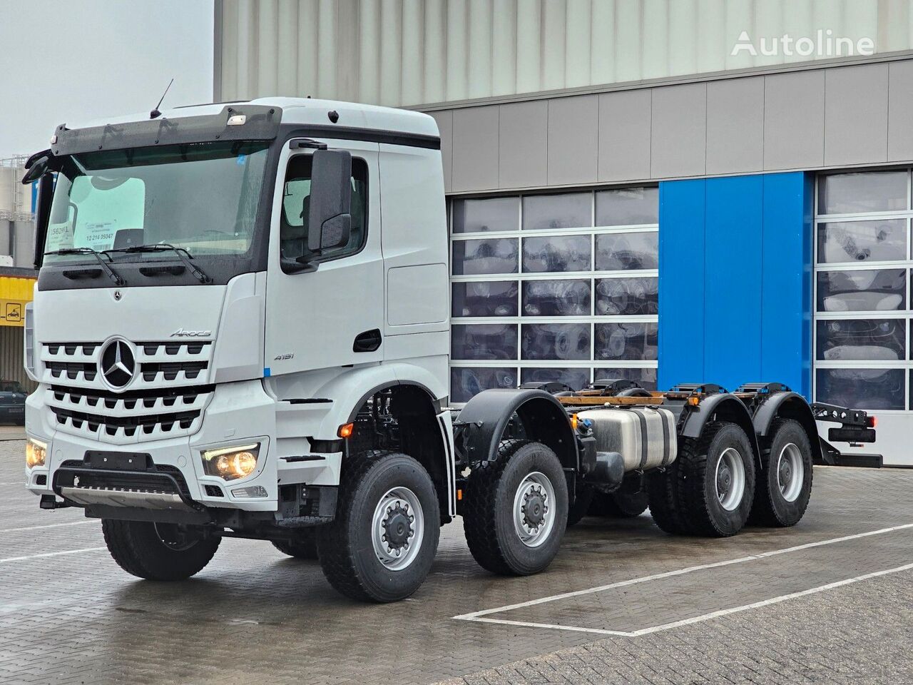 новый грузовик шасси Mercedes-Benz Arocs 4151 Fahrgestell/Pipeline/Brunnenbau/ 8x8