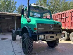 camion châssis Mercedes-Benz UNIMOG 2150