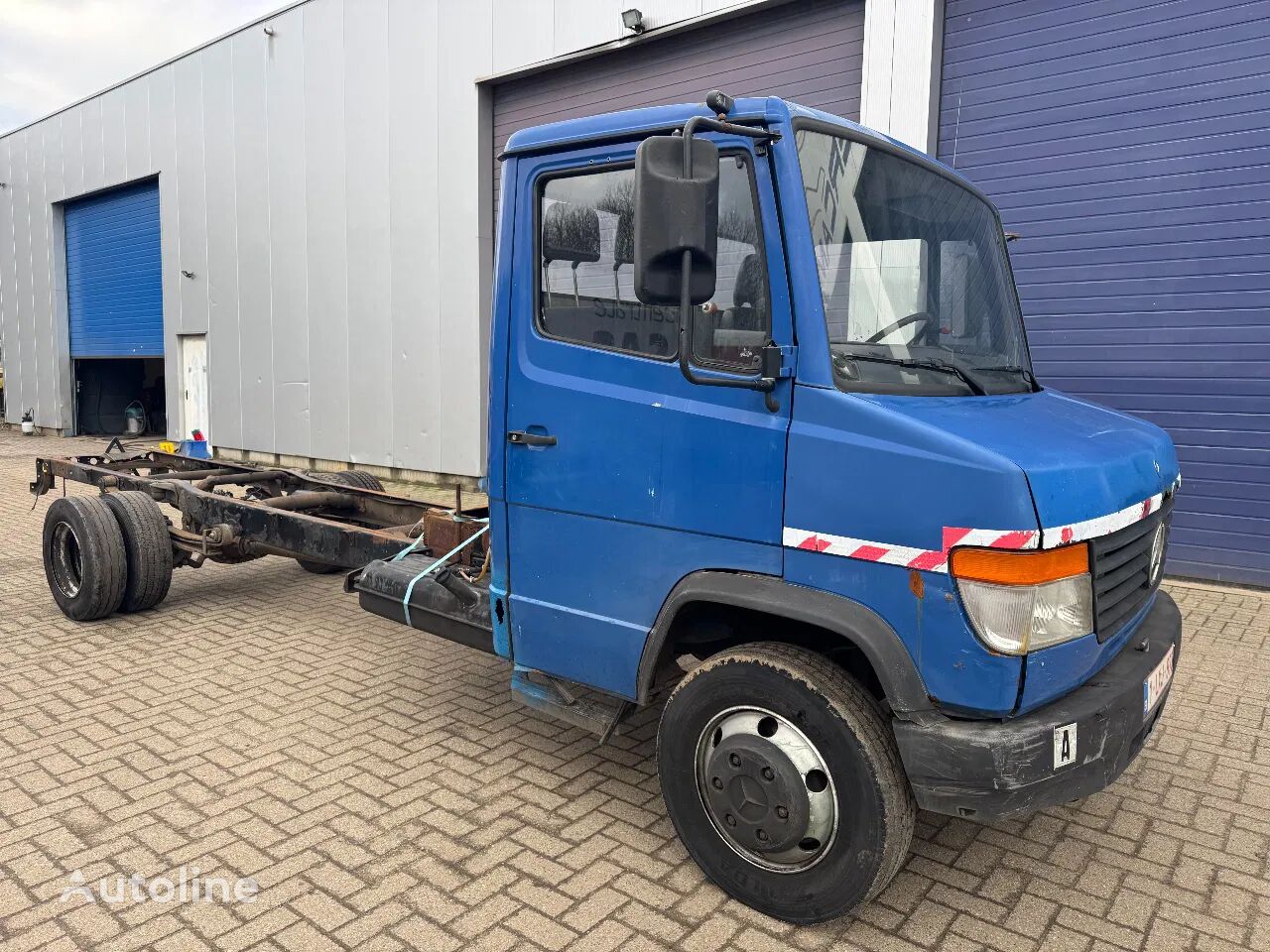 грузовик шасси Mercedes-Benz VARIO 815D **CHASSIS**