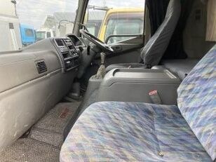 Mitsubishi FIGHTER chassis truck