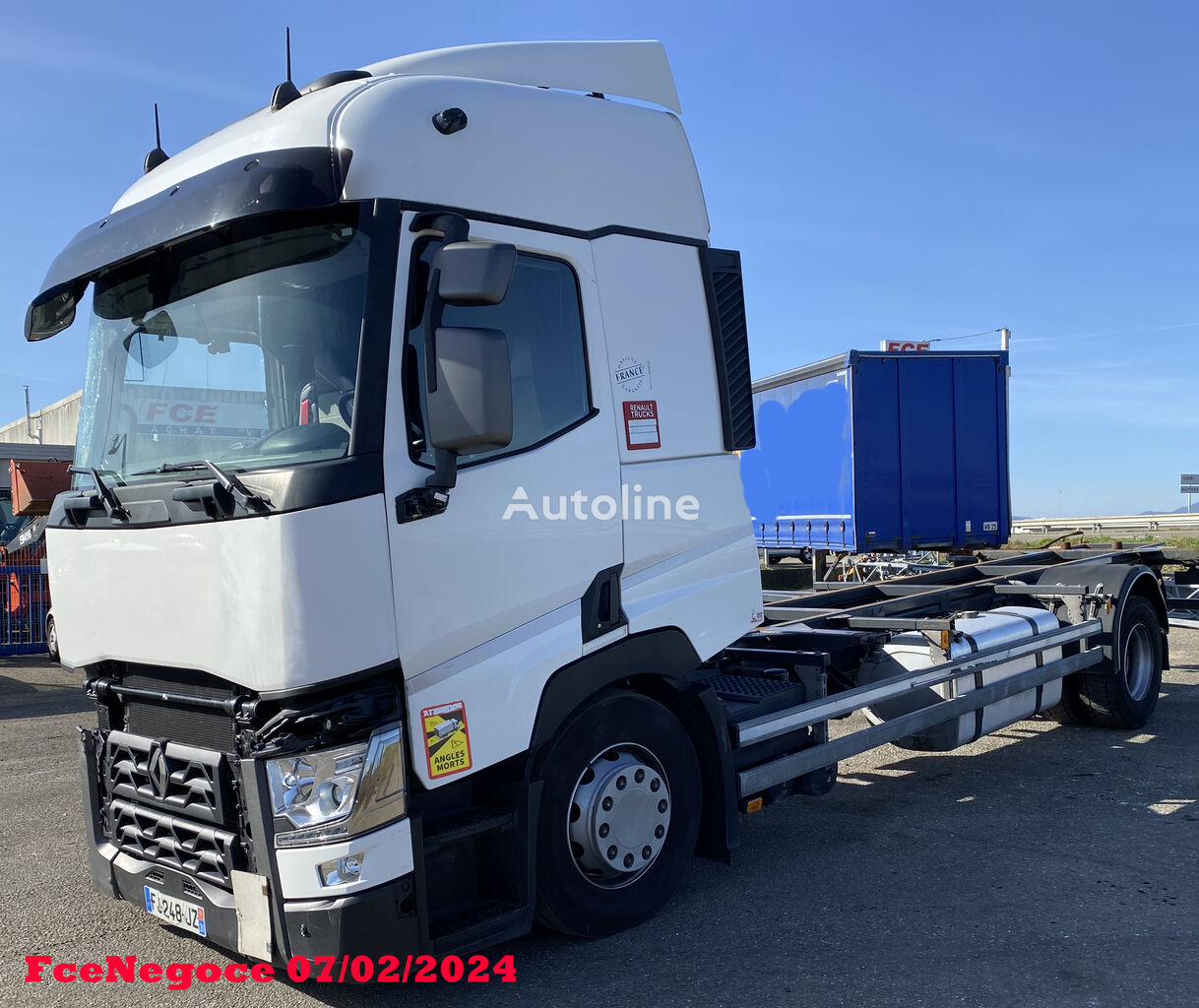 damaged Renault T 460 DTI 11  chassis truck