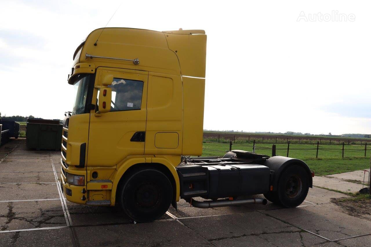 Scania LA4X2/4 chassis truck