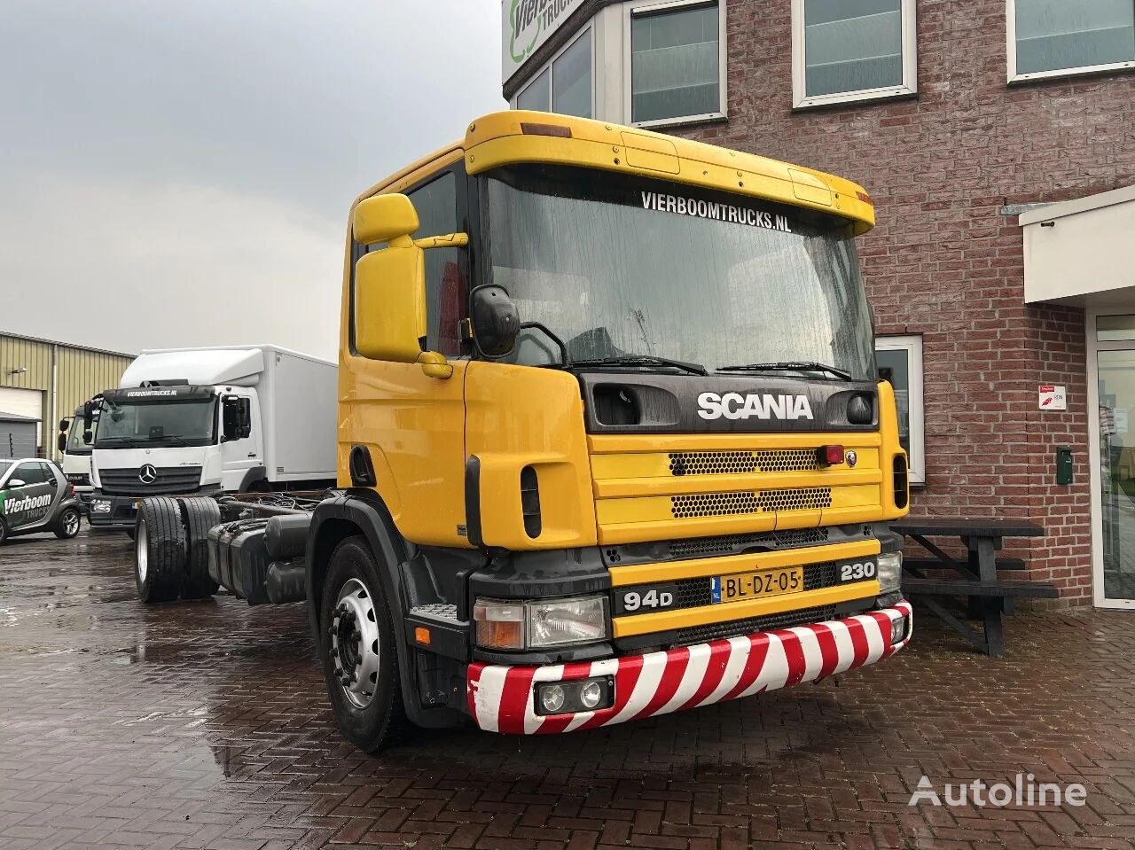 вантажівка шасі Scania P94-230 4X2 chassis cabine EURO3