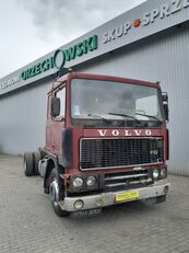 ciężarówka podwozie Volvo F10