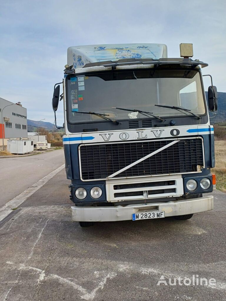 грузовик шасси Volvo F10