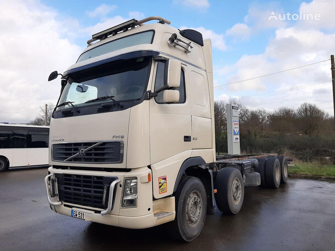 Volvo FH 610 chassis truck