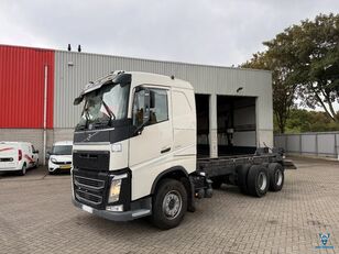 Volvo FH4-540 / ENGINE RUNNING / RETARDER / 2XBIG AXLE / VEB+ / MB CHA cami&oacute;n chasis siniestrado