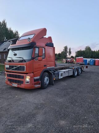 camião chassi Volvo fm11