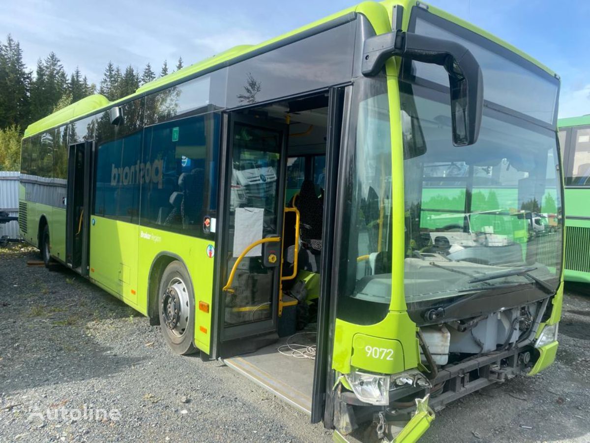 autobuz urban Mercedes-Benz EVOBUS în bucăți