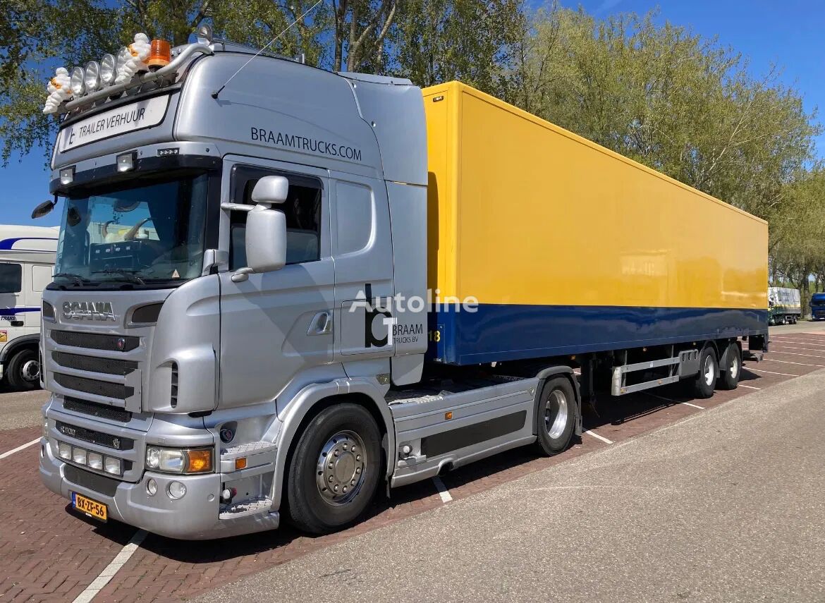 HTF H.T.F. Twee As 1 x liftbaar en 1 x gestuurd closed box semi-trailer