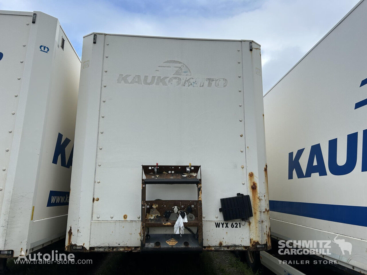 semi-trailer dengan box tertutup Krone Dryfreight Standard