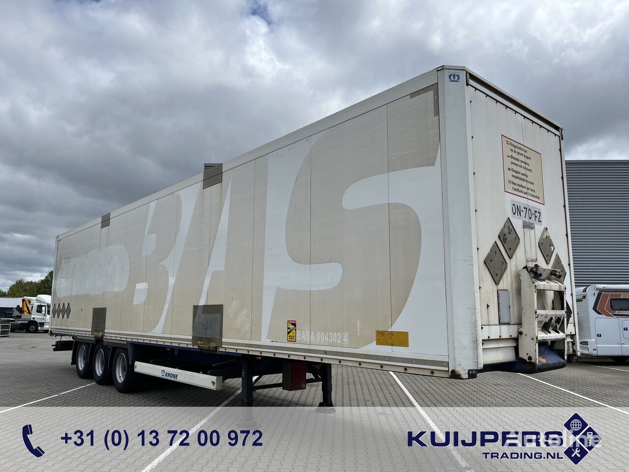 العربات نصف المقطورة شاحنة مقفلة Krone Dryliner / Box / Huckepack Trailer