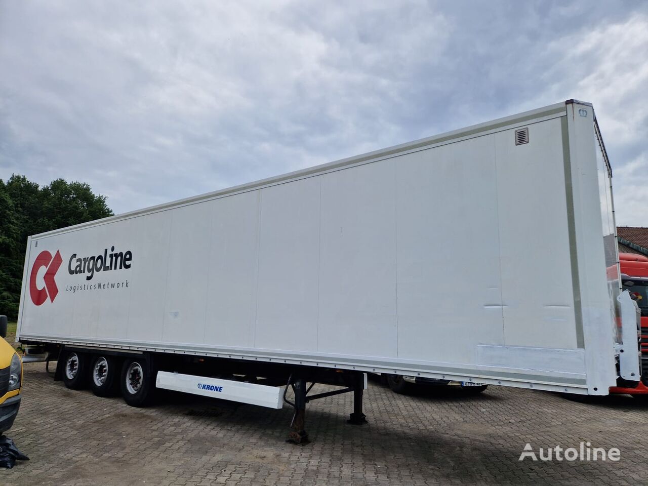 Krone Dopelshtok closed box semi-trailer