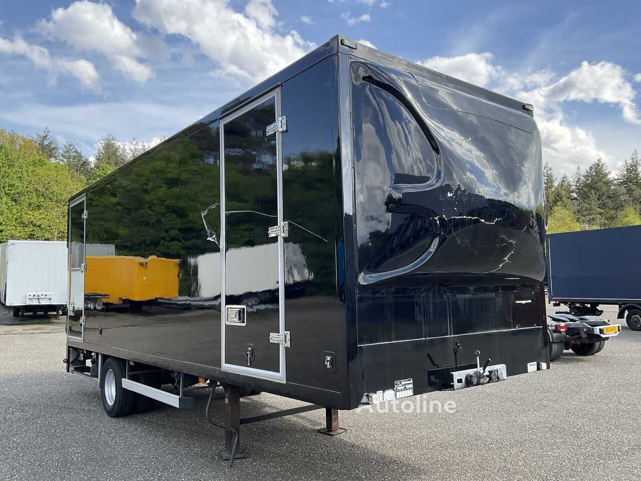 Veldhuizen P38-1 closed box semi-trailer - Autoline