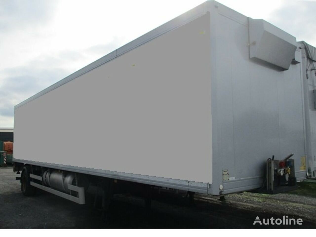 Wellmeyer ANDERE Wagen-Meyer Koffer-Sattel-Auflieger mit Rolltor closed box semi-trailer