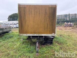 closed box trailer