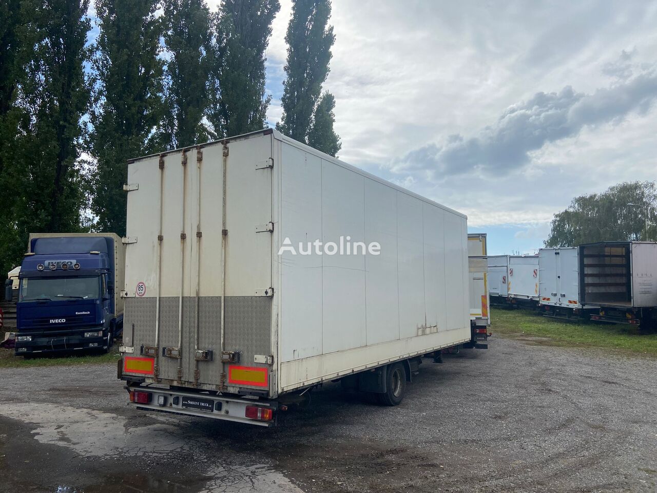 Ackermann Z-KA-F95/75E closed box trailer