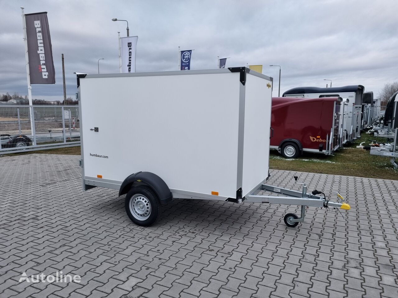 New Humbaur HK 752513-15P fourgon box trailer 750 kg GVW 1 locked door closed box trailer - Autoline