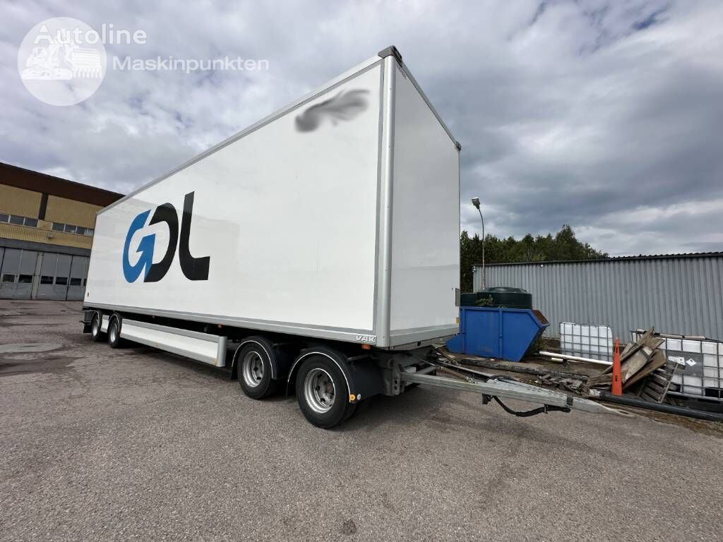 VAK V 4-40 closed box trailer