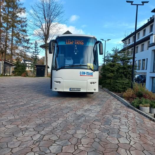 Bova Futura FHD 13 coach bus