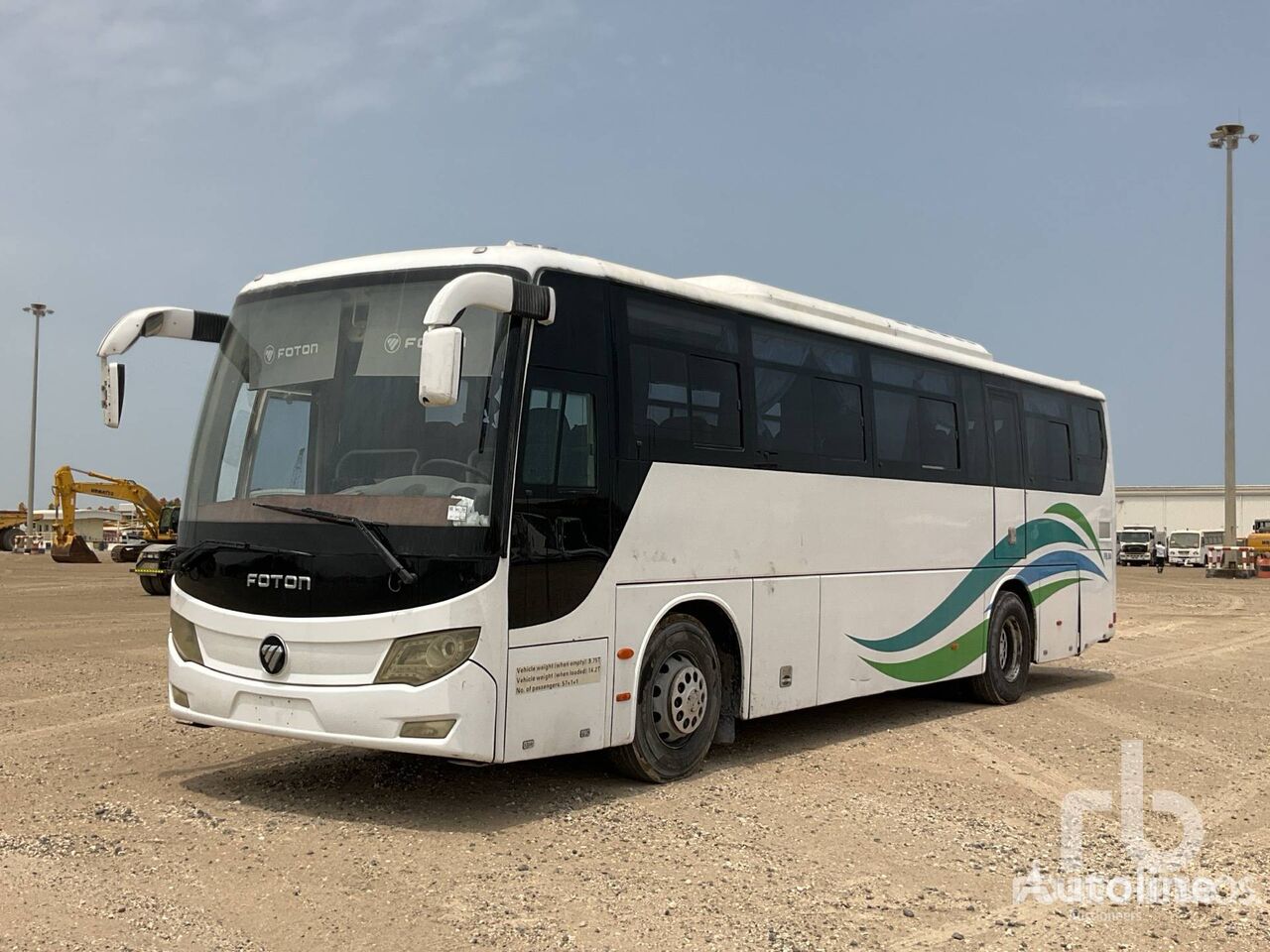 Foton AUV BJ6103U7MHB 4x2 58-Seat Transit coach bus